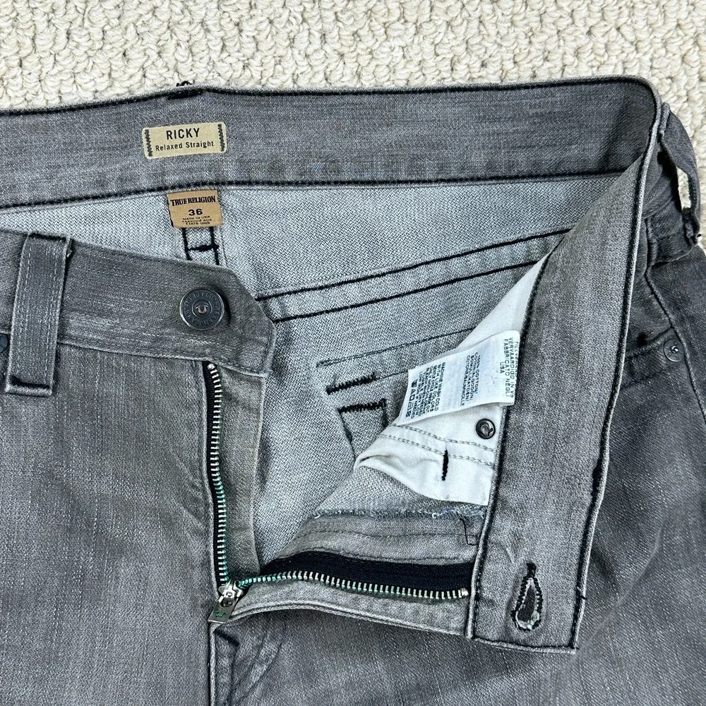 True Religion Jeans 36 (Fits 37x34) Gray Wash Ricky Relaxed Straight Flap Pocket